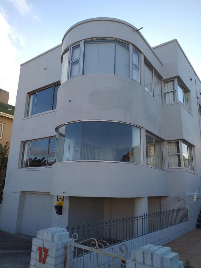 Royal@Sea2 Hotel Muizenberg Exterior photo